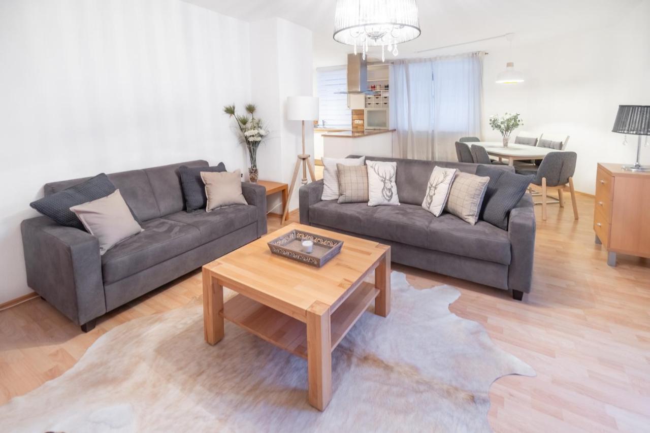 Schmitten & Cityxpress Apartment 1 And 2 Zell am See Bagian luar foto